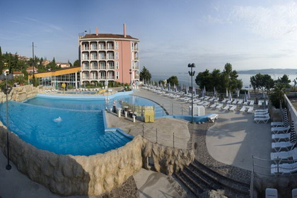 Aquapark Hotel Å½usterna
